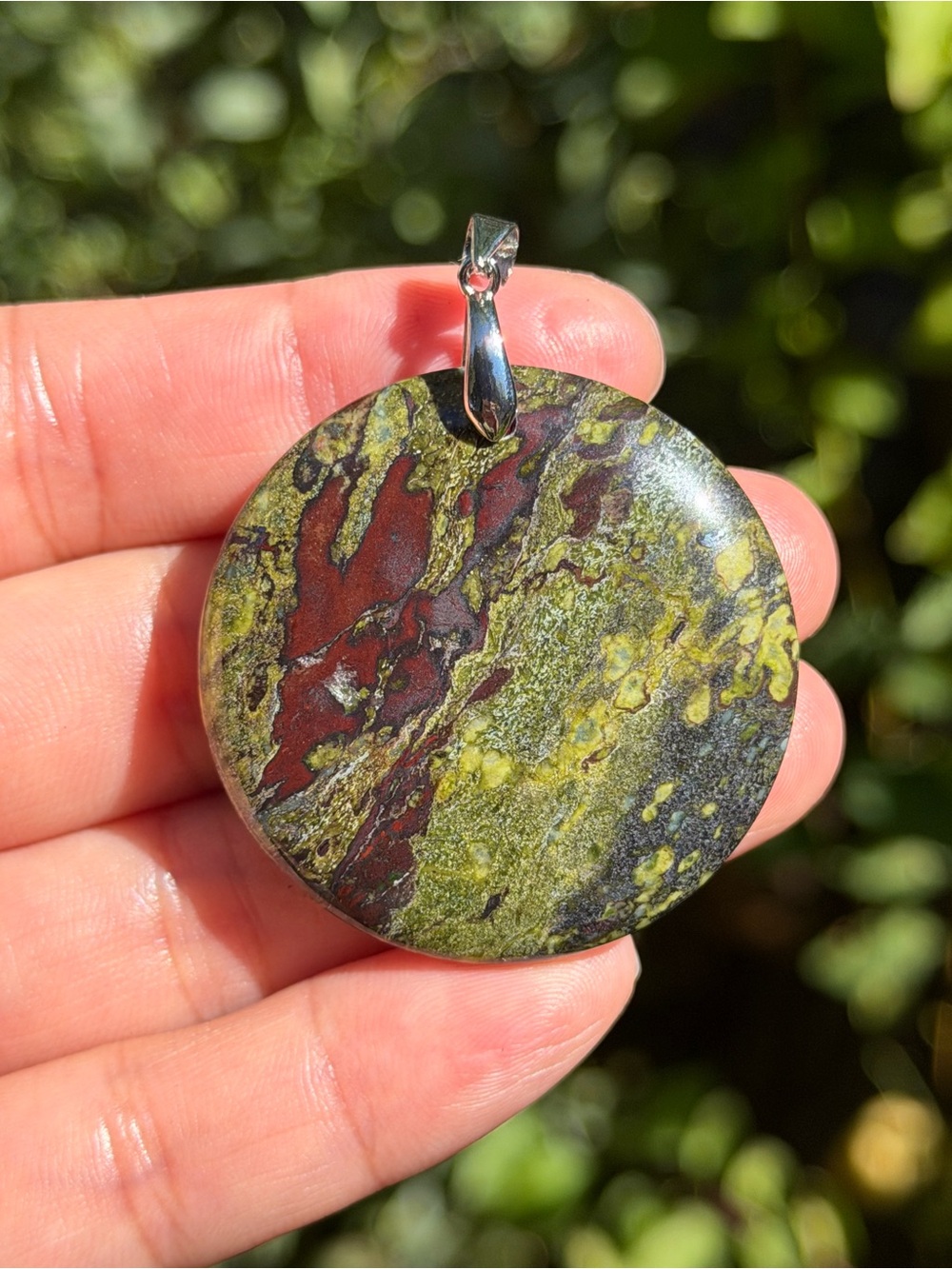 Round Green and Red Natural Stone Pendant Necklace Palo